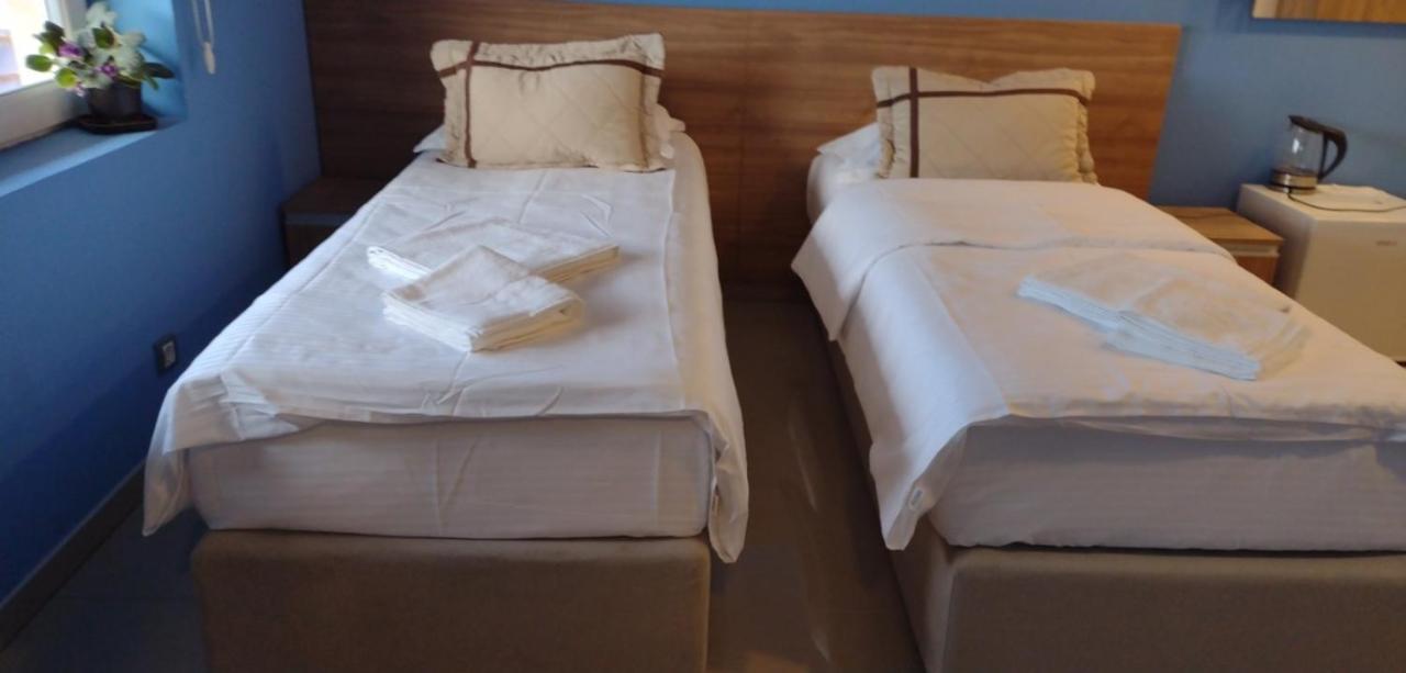 Agent Lux Apartments Jagodina Phòng bức ảnh